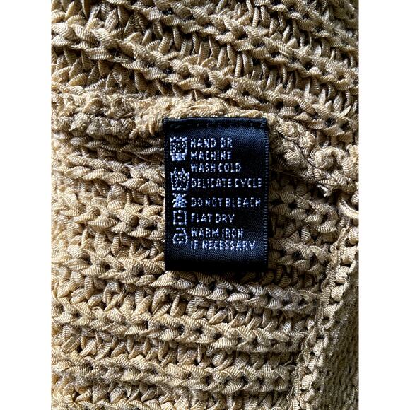 August‎ Silk Knits-Size Medium Single Button Short Sleeve-Cropped Sweater-EUC - Picture 6 of 6